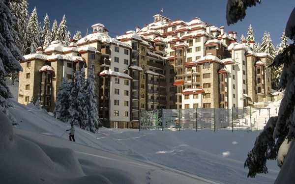 Нова Година 2018 в Апартхотел Камелия