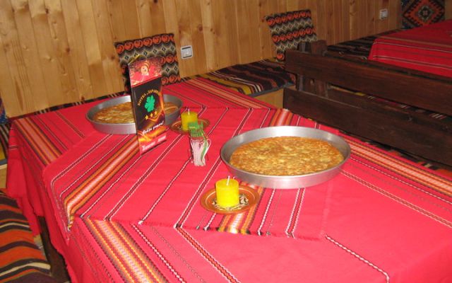 Семеен хотел Здравец