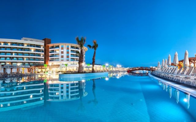 Aquasis Deluxe Resort & SPA