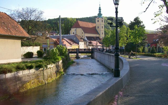 Лавица